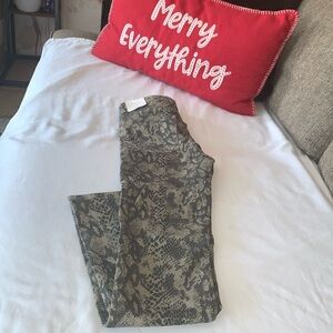 NWT Zara Animal Print Skinny Jeans